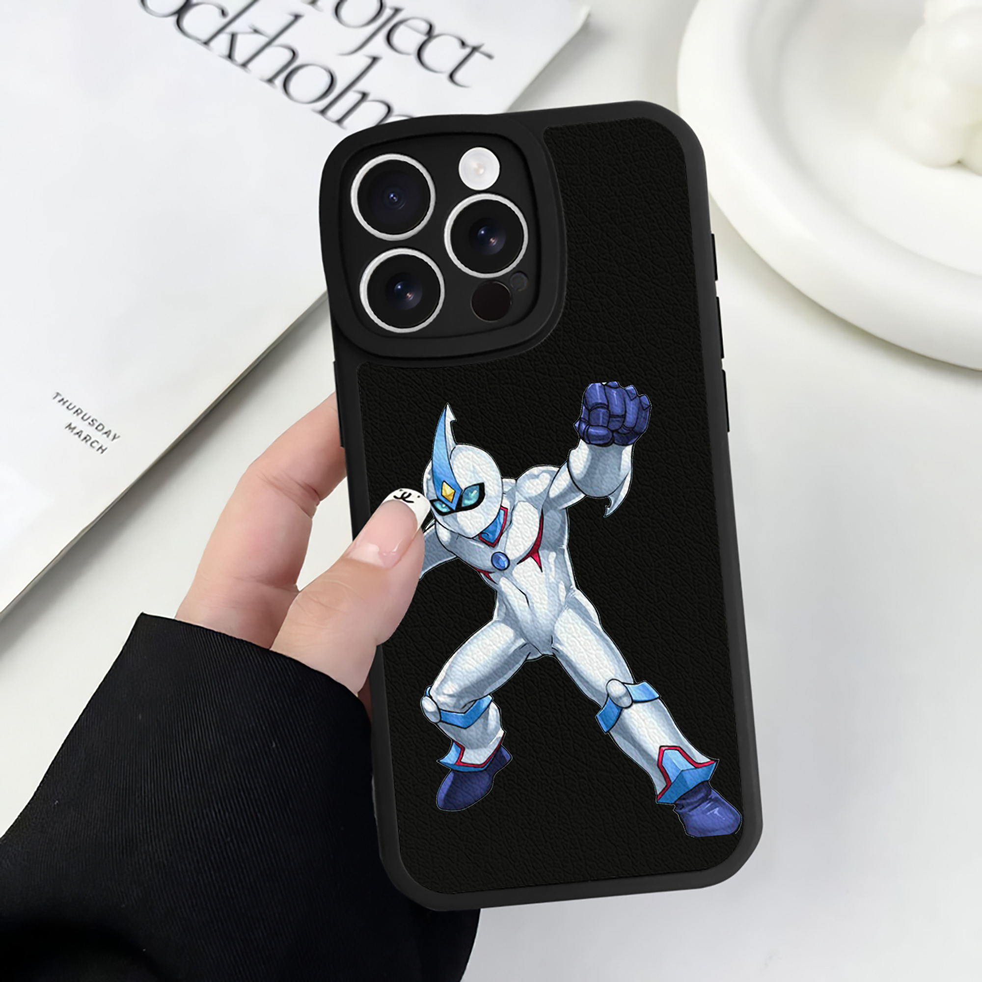 遊☆戯☆王 Yu-Gi-Oh! 【iPhone 16シリーズ対応】シリコンスマホケース（レザー調） 材質：シリコン